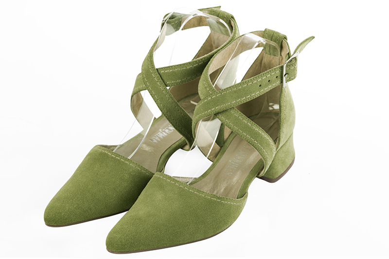 Pistachio green women's open side shoes, with crossed straps. Tapered toe. Low flare heels. Front view - Florence KOOIJMAN